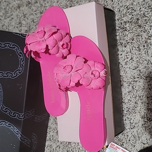 Flipflops - Picture 2 of 3